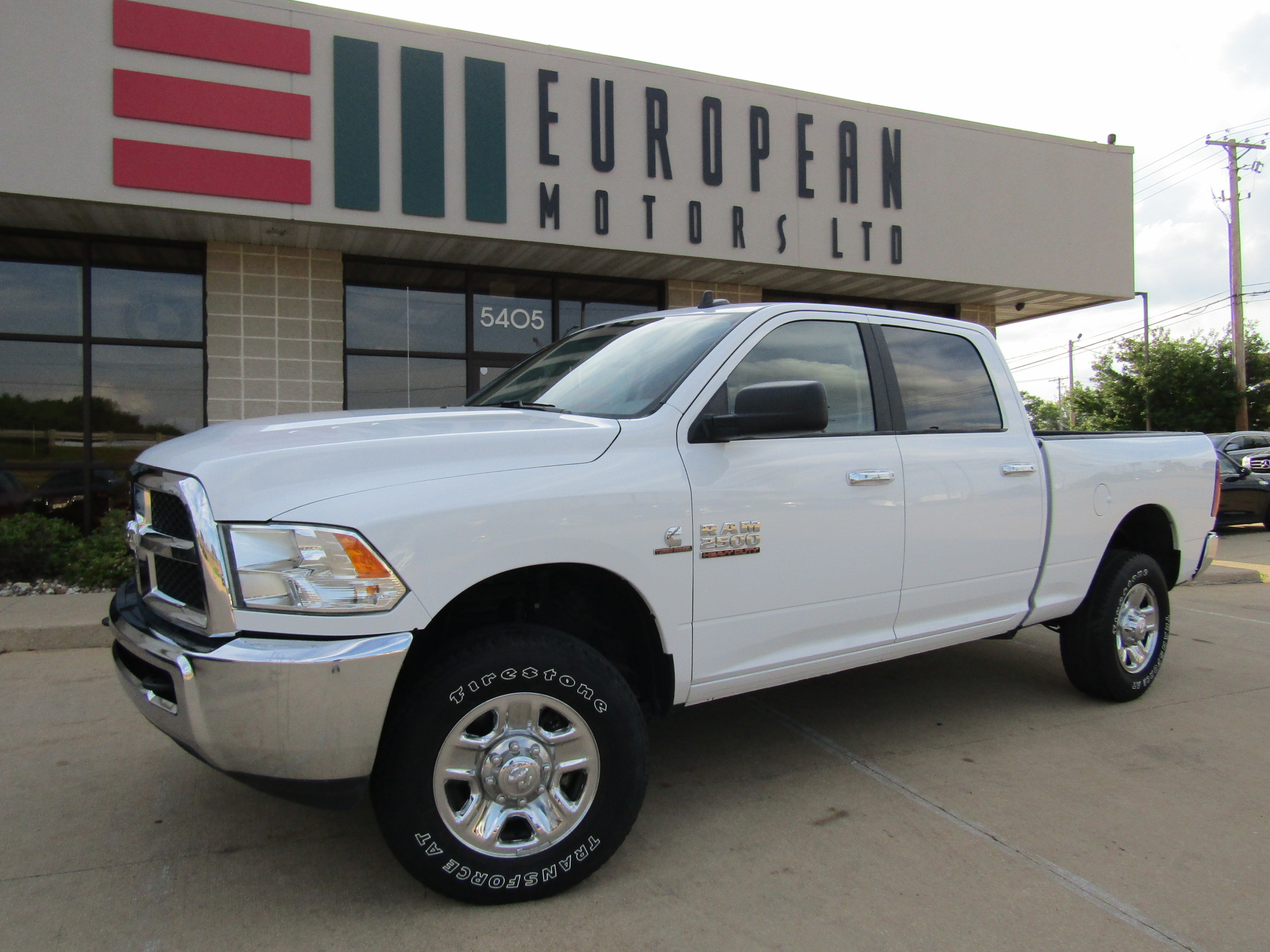 European Motors LTD Cedar Rapids, IA Premier European Car Dealer