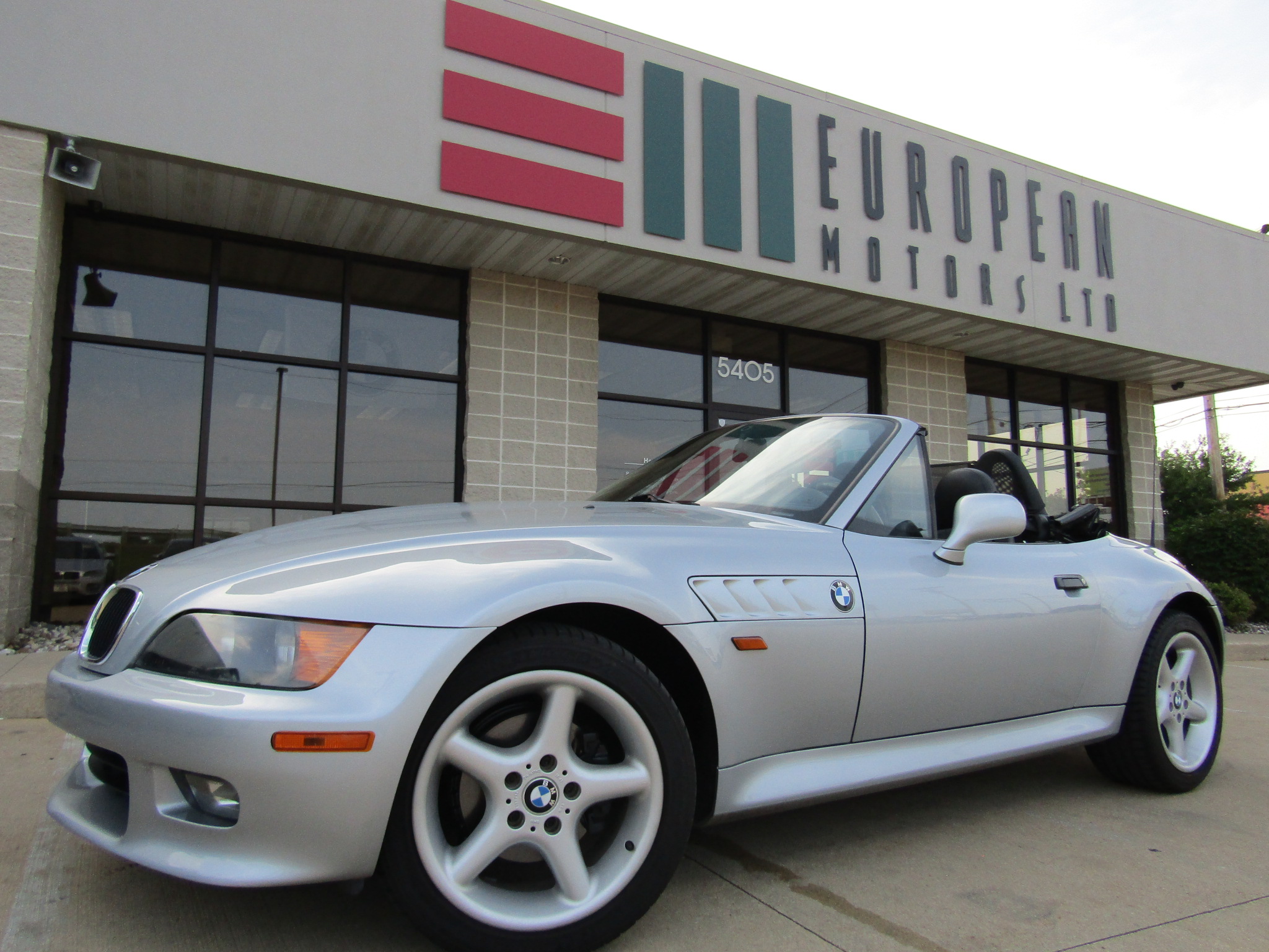 1998 BMW Z3 2.8 Convertible Roadster. Low Miles, 5-Speed Manual