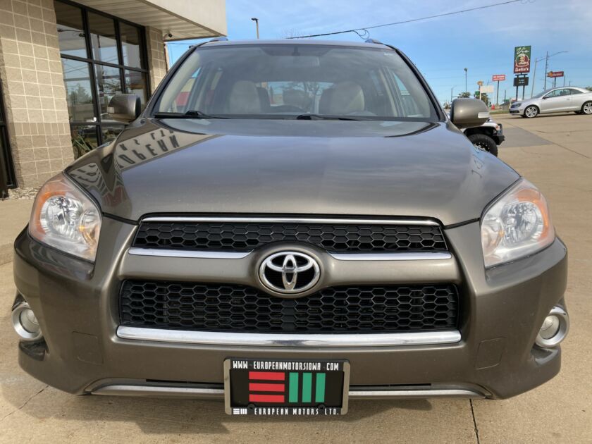 Toyota Rav4 Limited 4WD, Clean Carfax, Loaded 2012 European Motors LTD